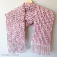 crochet scarf with fringe hanging