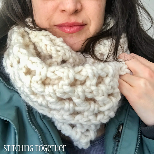 woman wearing chunky infinity scarf